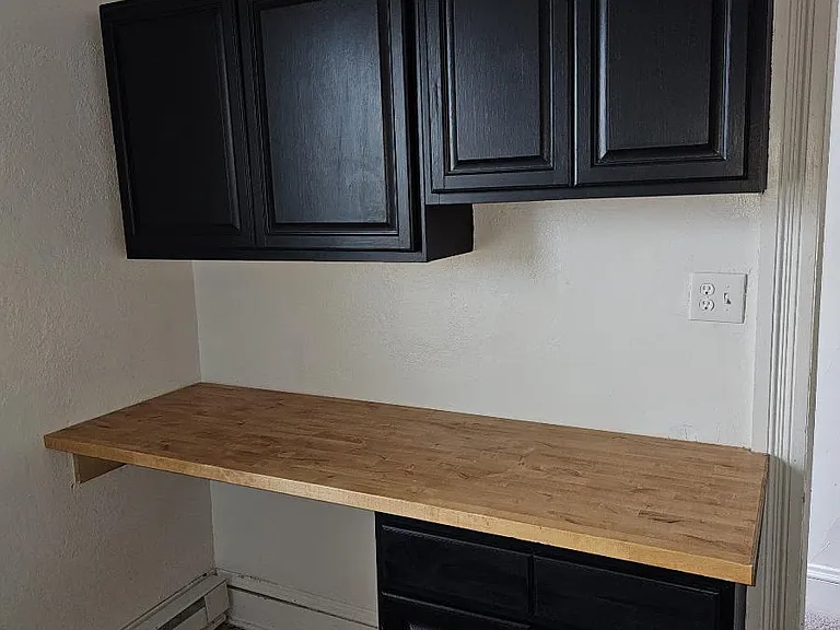 541 High St #2R — Photo 3
