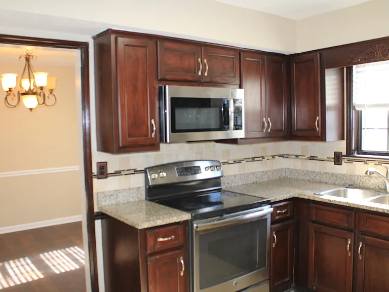 4104 Spencer St — Photo 13
