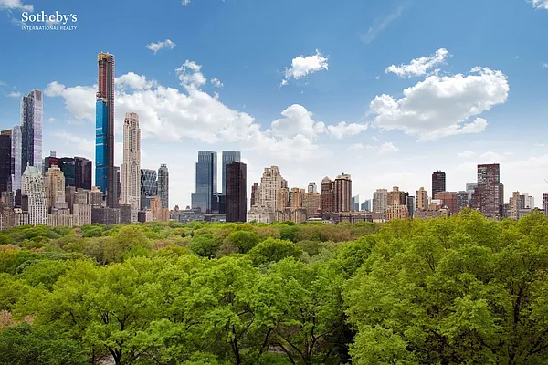 Sold by Sotheby's International Realty | media 29