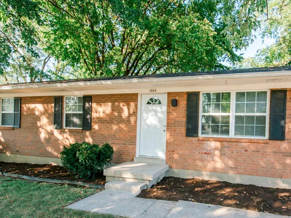 1029 Pennebaker Dr, Lexington, KY 40511