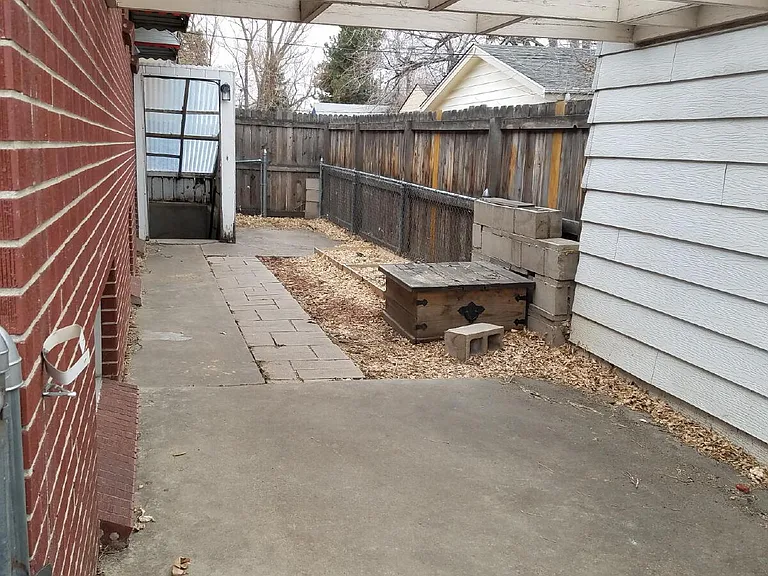 4089 Ames St — Photo 2