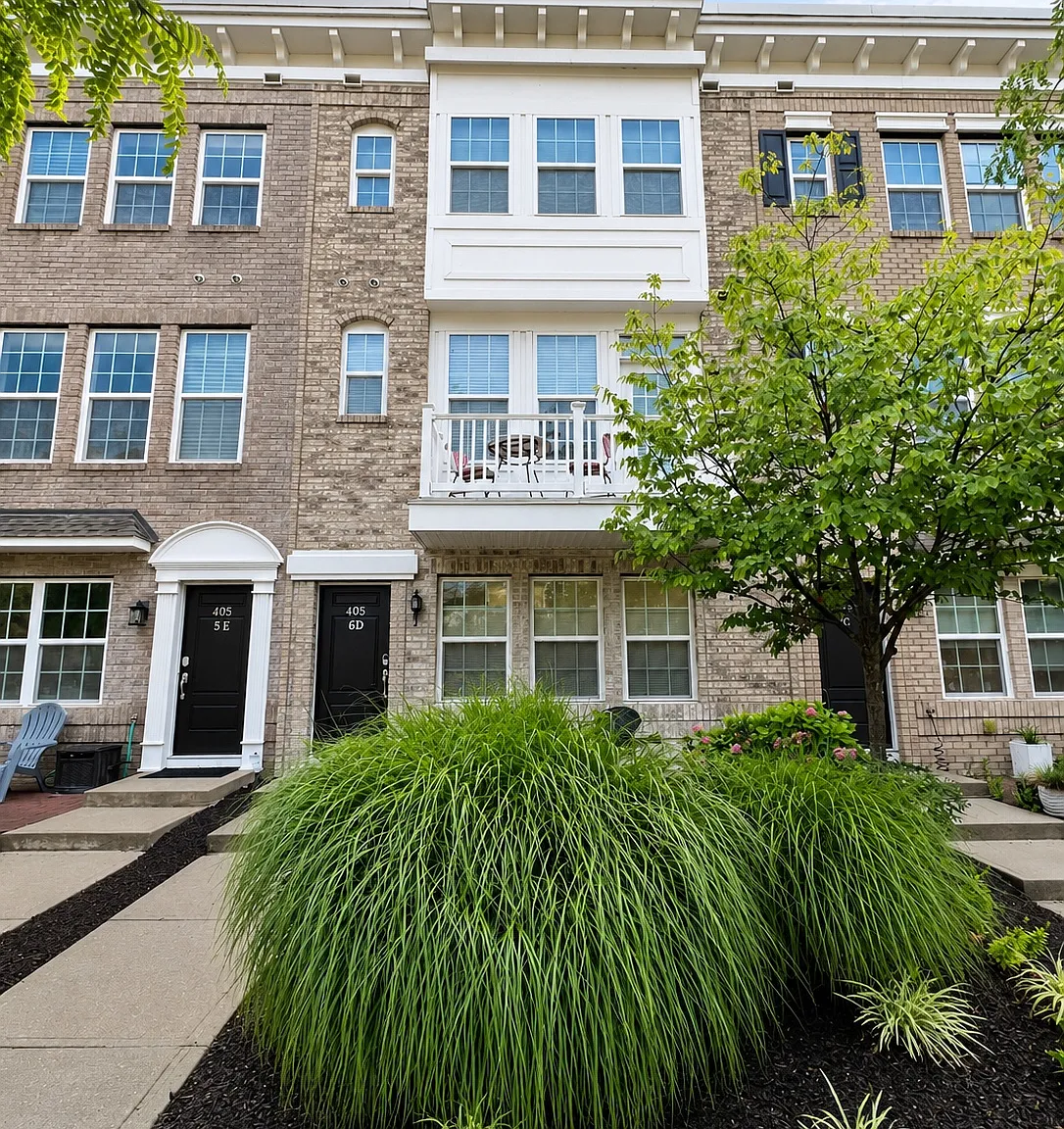 405 Monroe Ave — Photo 2
