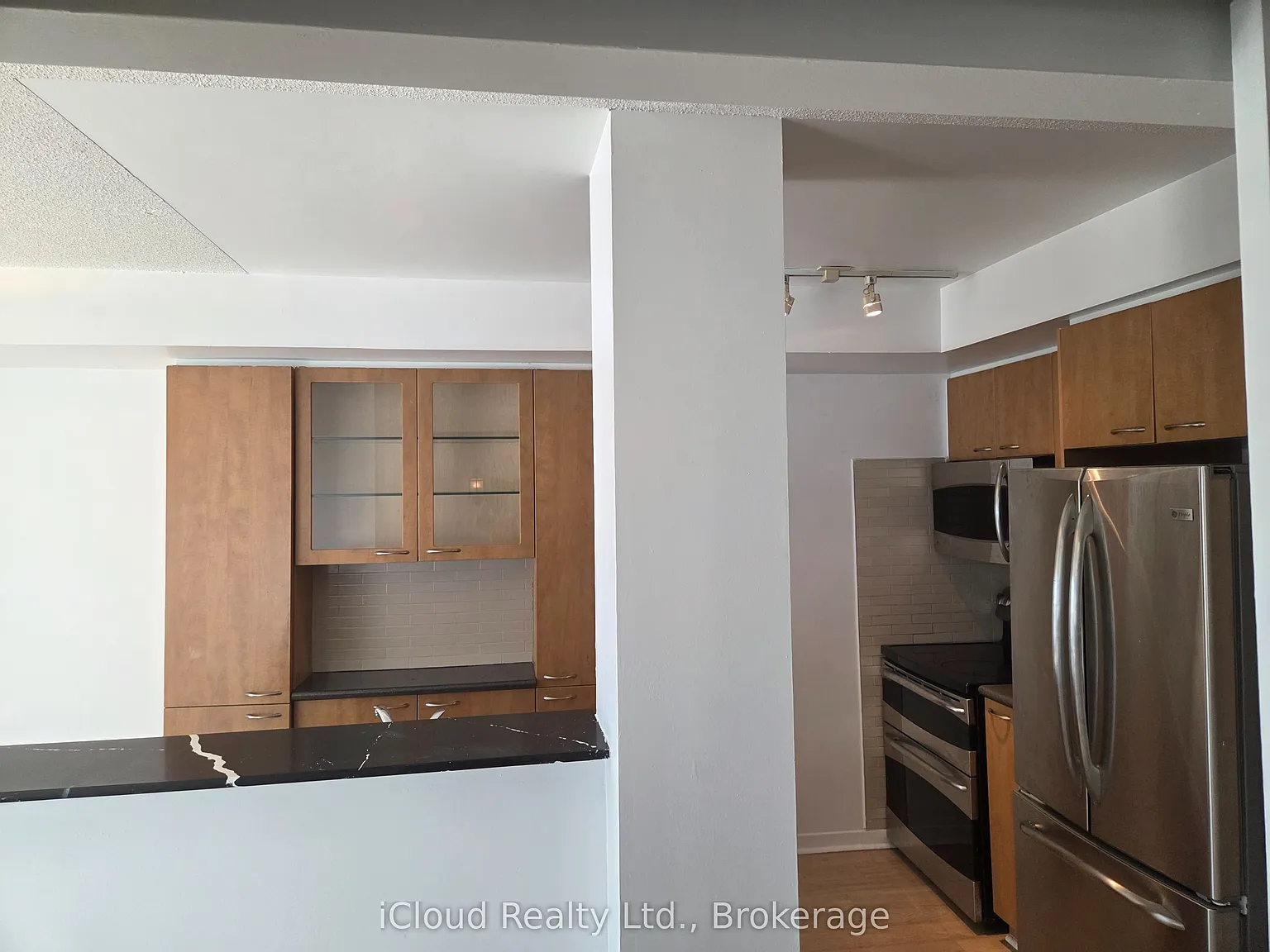 2 bed, $2,300 — Photo 3