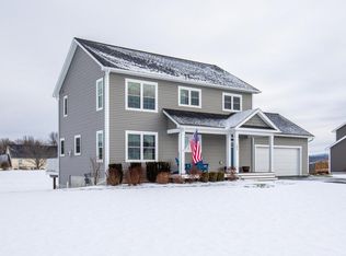 183 Commodore Dr, Vergennes, VT 05491