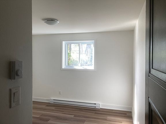 4th image of 434 Palace Rd #16