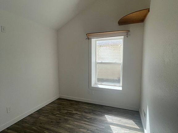 5th image of 1214 Remington St