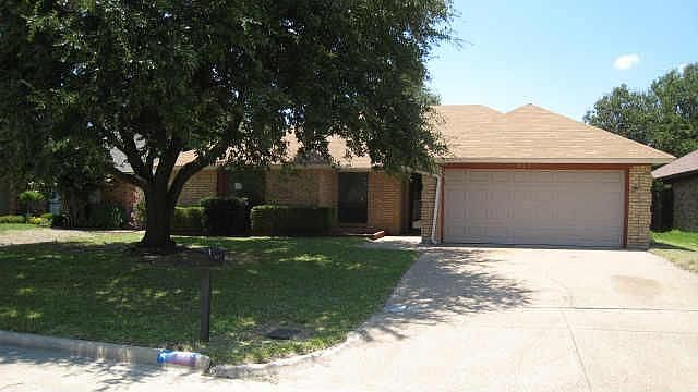 1st image of 6112 Ivy Glen Dr