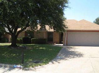 6112 Ivy Glen Dr, Arlington, TX 76017