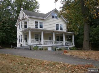 238 Pompton Rd, Wayne, NJ 07470