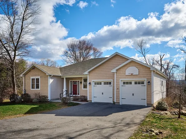 35 Canton Ave, Amherst, MA 01002