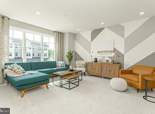 7 Warren Dr #49, Chalfont, PA 18914