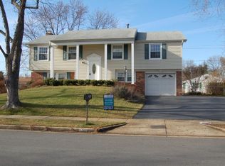 4224 Minstrell Ln, Fairfax, VA 22033