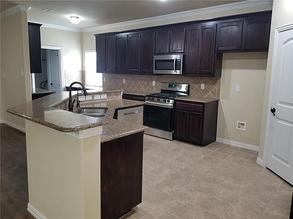4th image of 7405 Errandale Dr