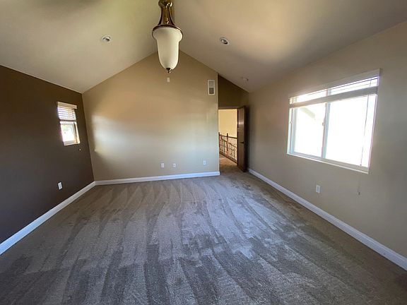 5th image of 5002 W 118th St
