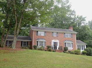 815 Viewmont Dr, Asheboro, NC 27205