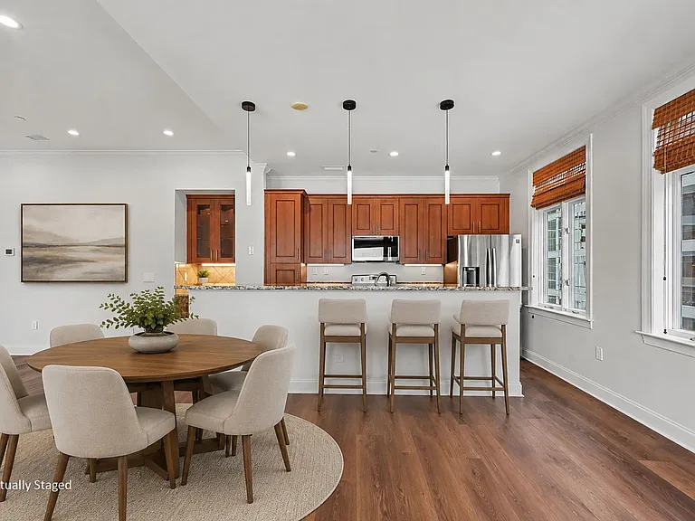 230 Tryon St #710 — Photo 9