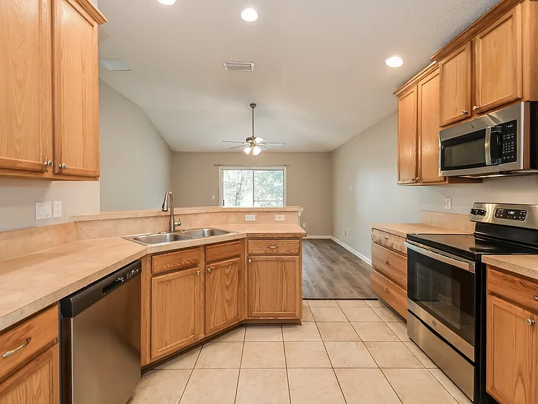 2621 Fernleaf Dr — Photo 7