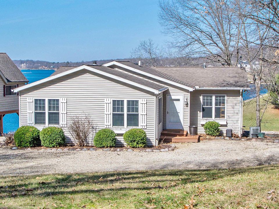 1st image of 154 Poplar Ct