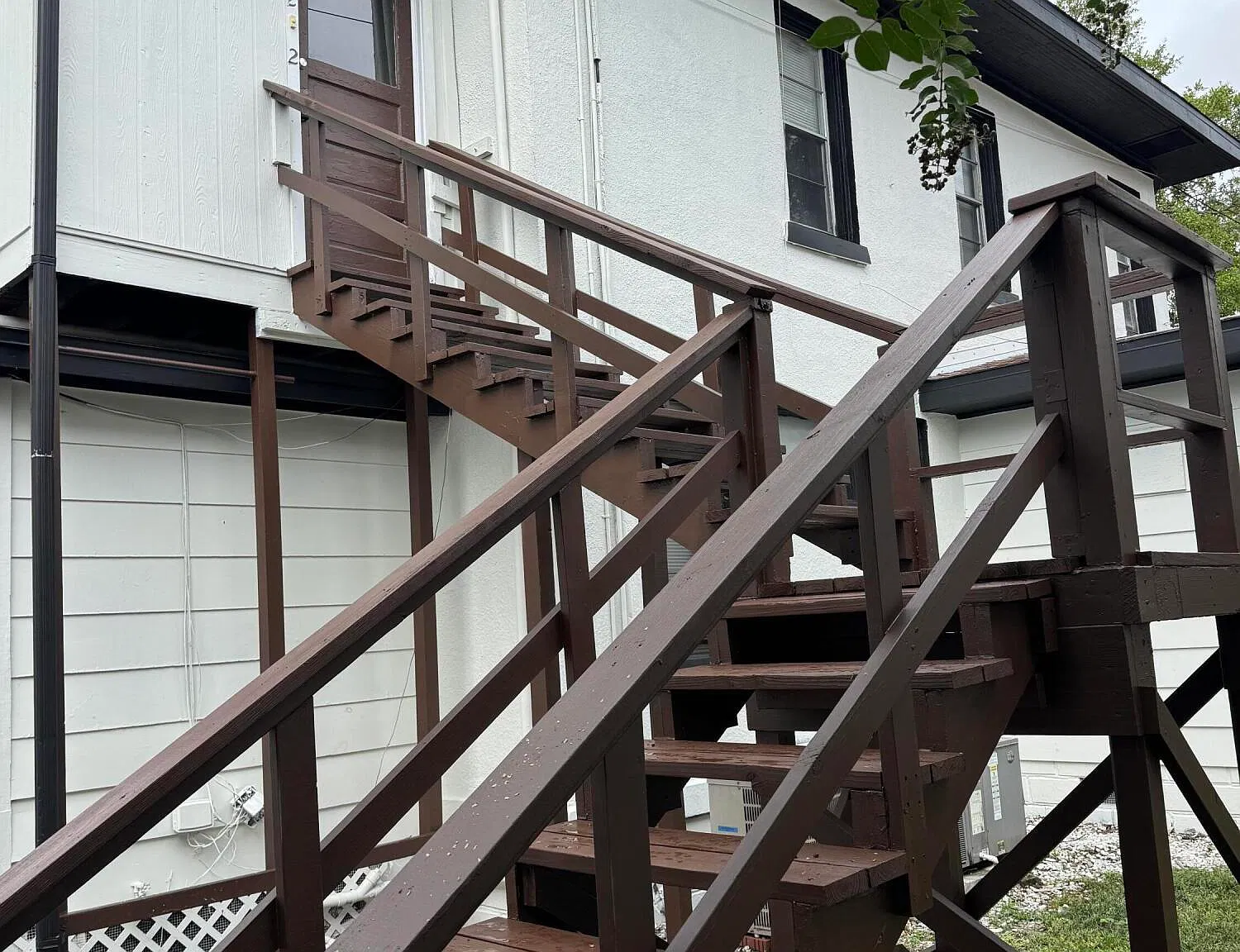 2 bed, 1.0 bath, 1100 sqft, $1,900 — Photo 2