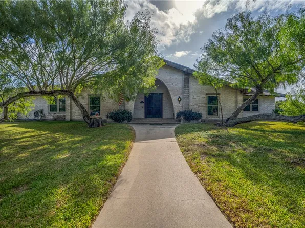 321 Bayshore Dr, Corpus Christi, TX 78412