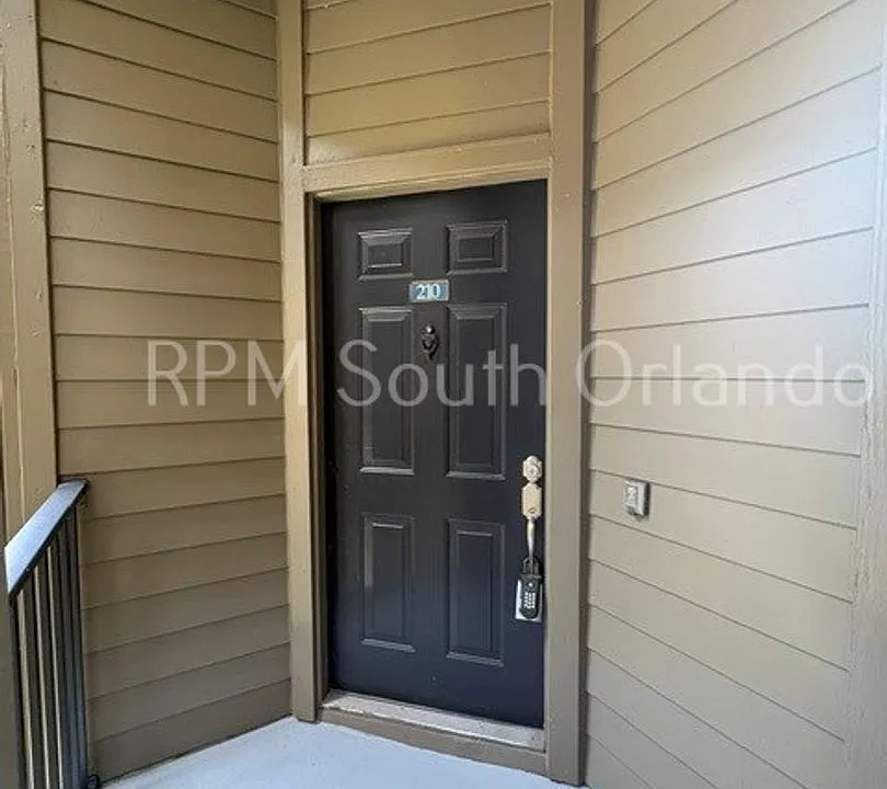408 Summit Ridge Pl #210