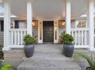 5535 SW 85th Ave, Portland, OR 97225