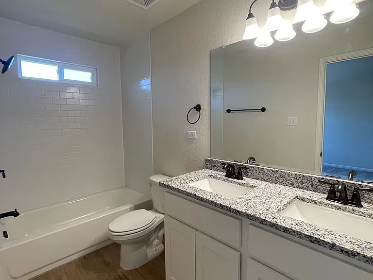 10334 Lynwood Br #102 — Photo 12