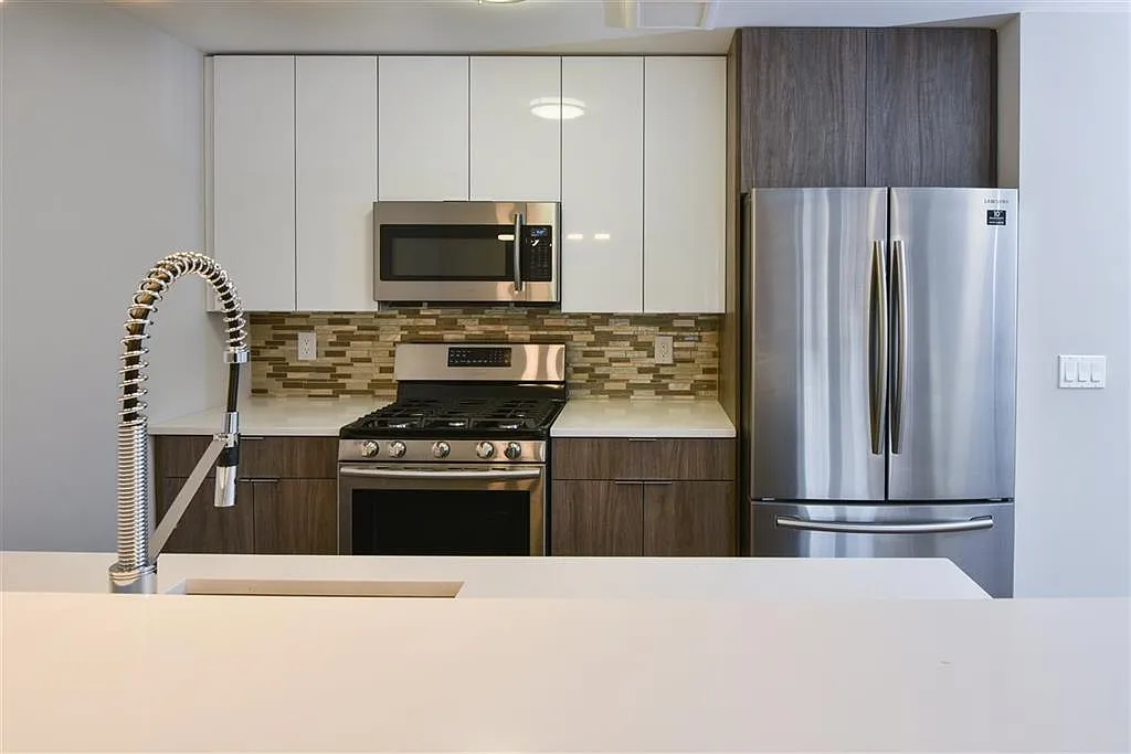 3 bed, 2.0 bath, $3,480 — Photo 3