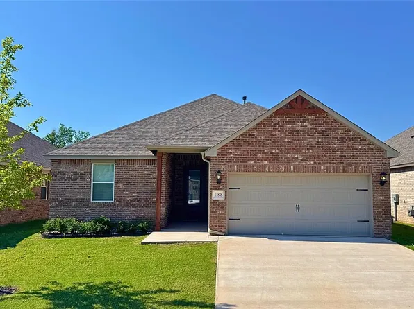 11828 SW 30th St, Yukon, OK 73099