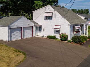 118 Post Office Rd, Enfield, CT 06082