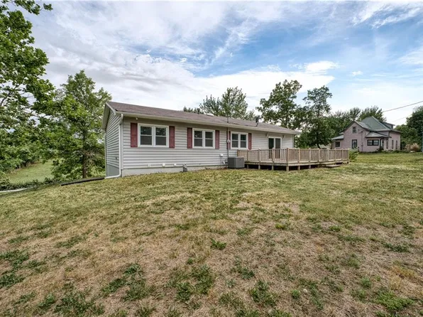 503 E James Rd, Gallatin, MO 64640