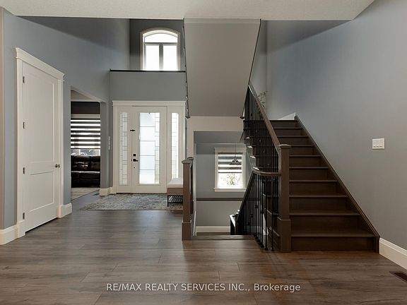 5th image of 63 Kenton St