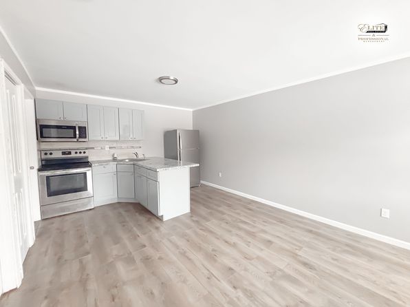 3817 Lippincott Blvd #2, Flint, MI 48507