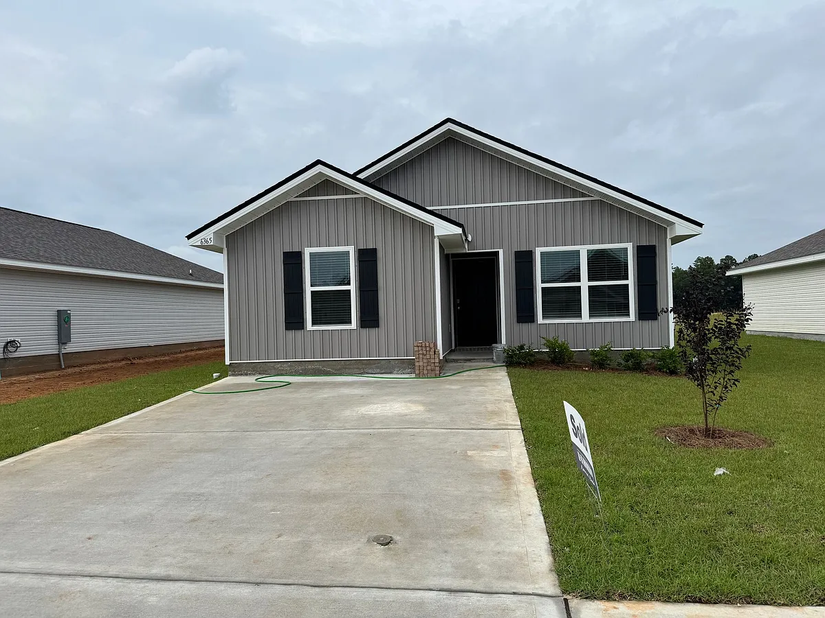 Building Photo - 6365 Firefly Dr