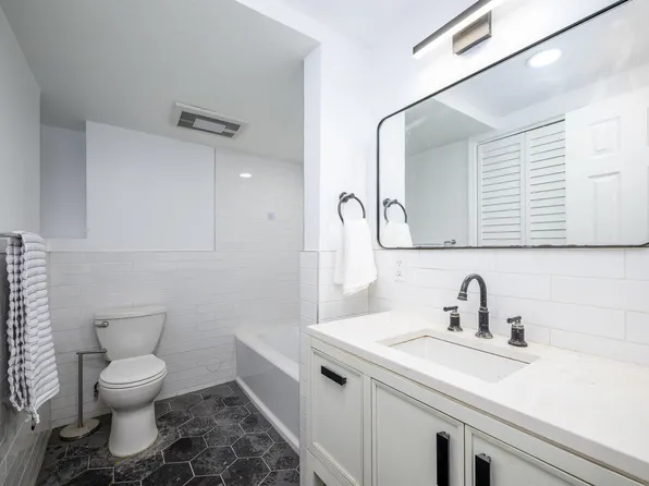 70 Bowers Street image 18 of 35