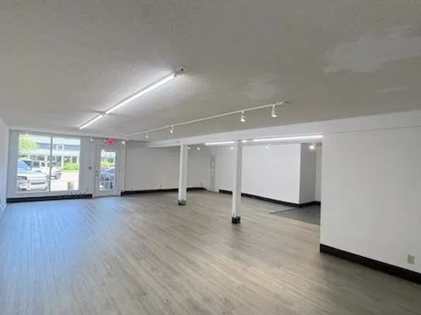 166 Albany Tpke #2A, Canton, CT 06019