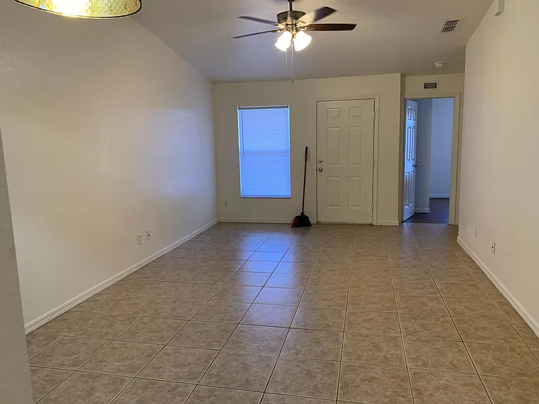 5532 Gaur Ln #5532 — Photo 4