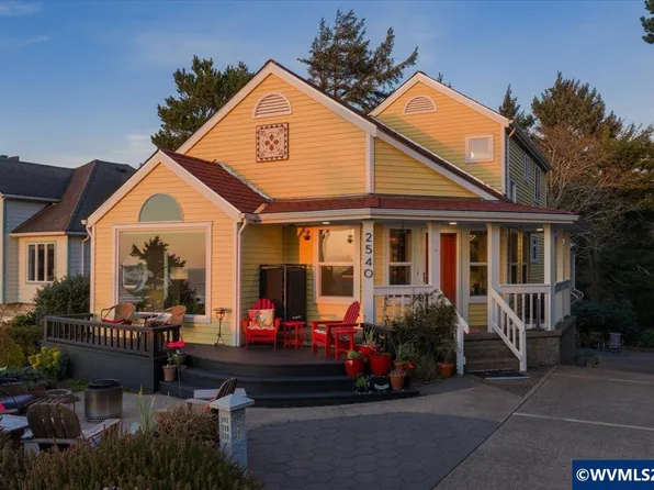 2540 NW Pacific St, Newport, OR 97365