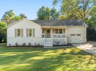 3290 Ridgely Dr, Cahaba Heights, AL 35243