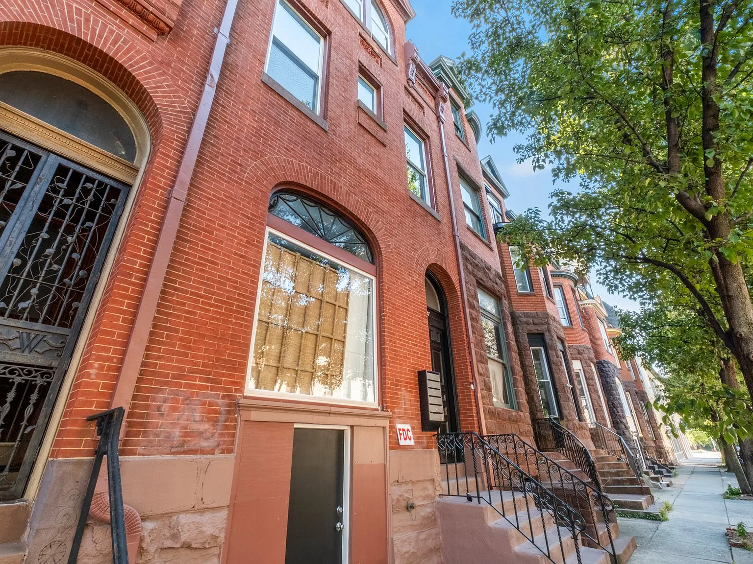 1 bed, $1,600 — Photo 2
