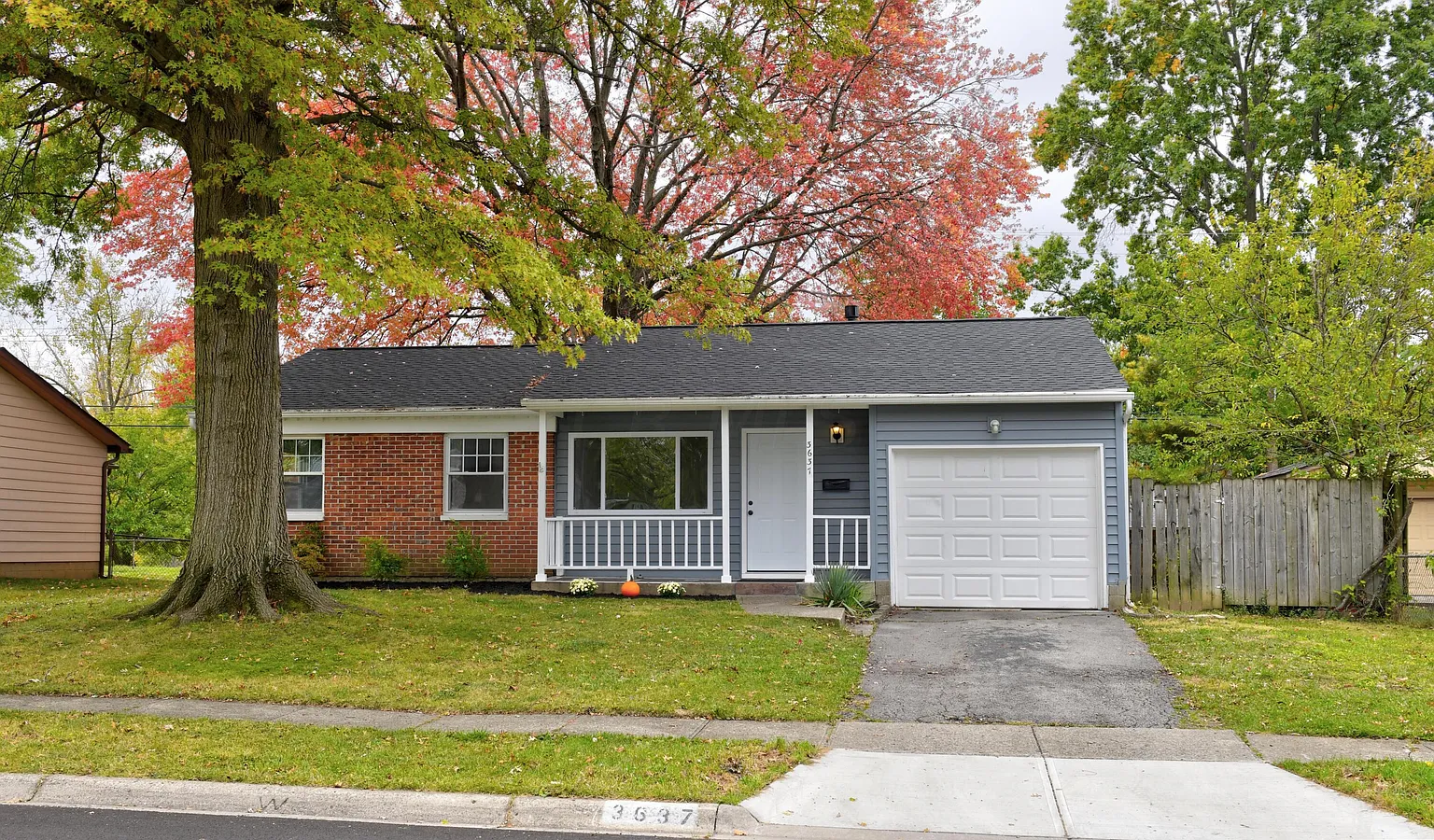3637 Manila Dr photo 1