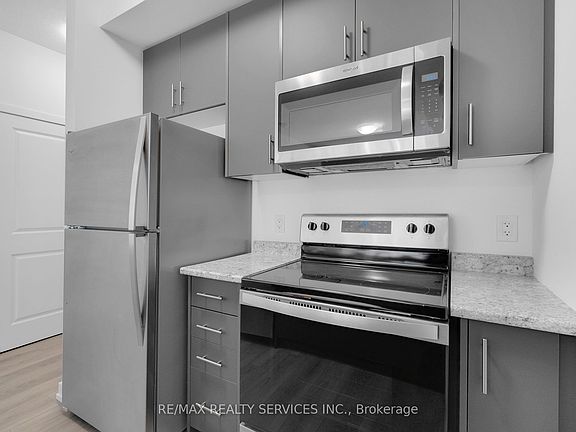 5th image of 5055 Greenlane Rd #136