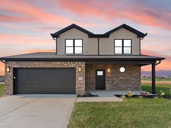 220 Stillwater Dr, Berea, KY 40403