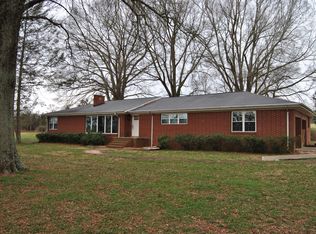 173 Eaves Farm Rd, Bessemer City, NC 28016