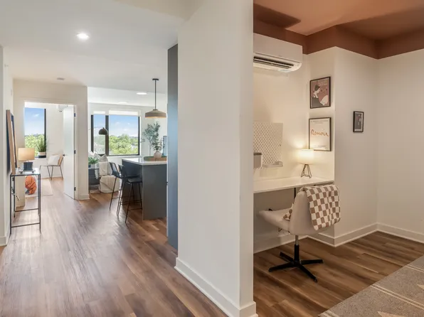 873 Communipaw Avenue image 30 of 90