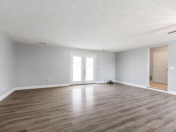 4th image of 1403 Trachsel Ave