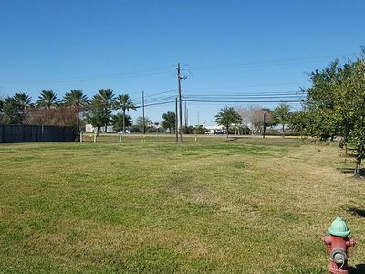 2611 Lazy Lake Dr, Houston, TX, 77058