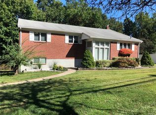 40 E Allison Ave, Pearl River, NY 10965