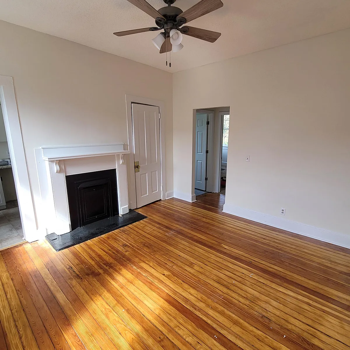 Building Photo - 1256 Jefferson Ter #3