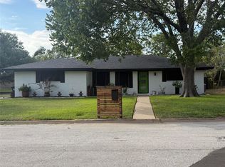 1200 Garden Ln, Bryan, TX 77802